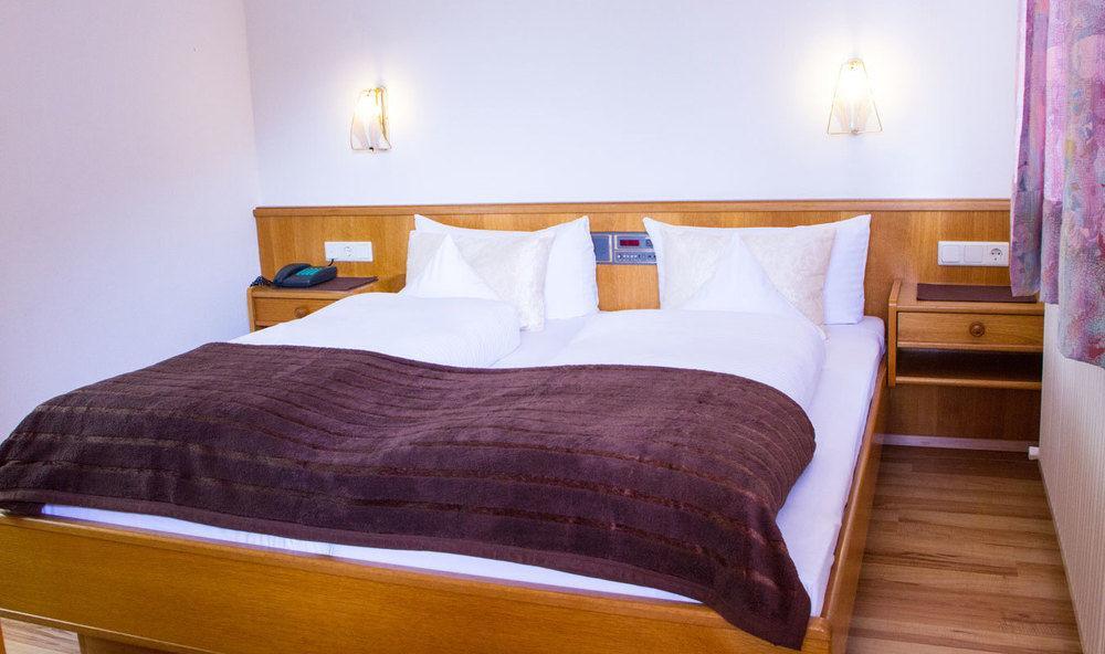 Collina Hotel Garni Nauders Buitenkant foto