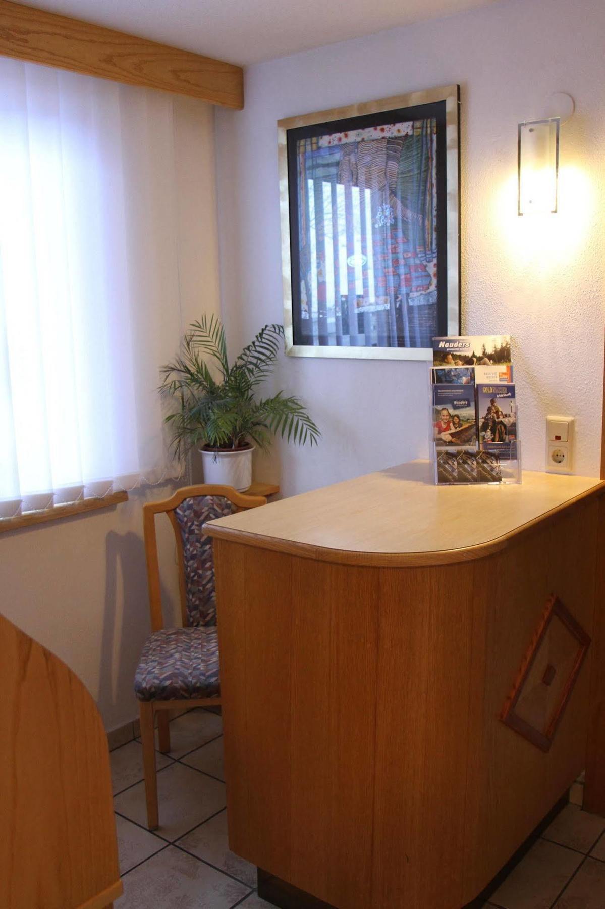 Collina Hotel Garni Nauders Buitenkant foto