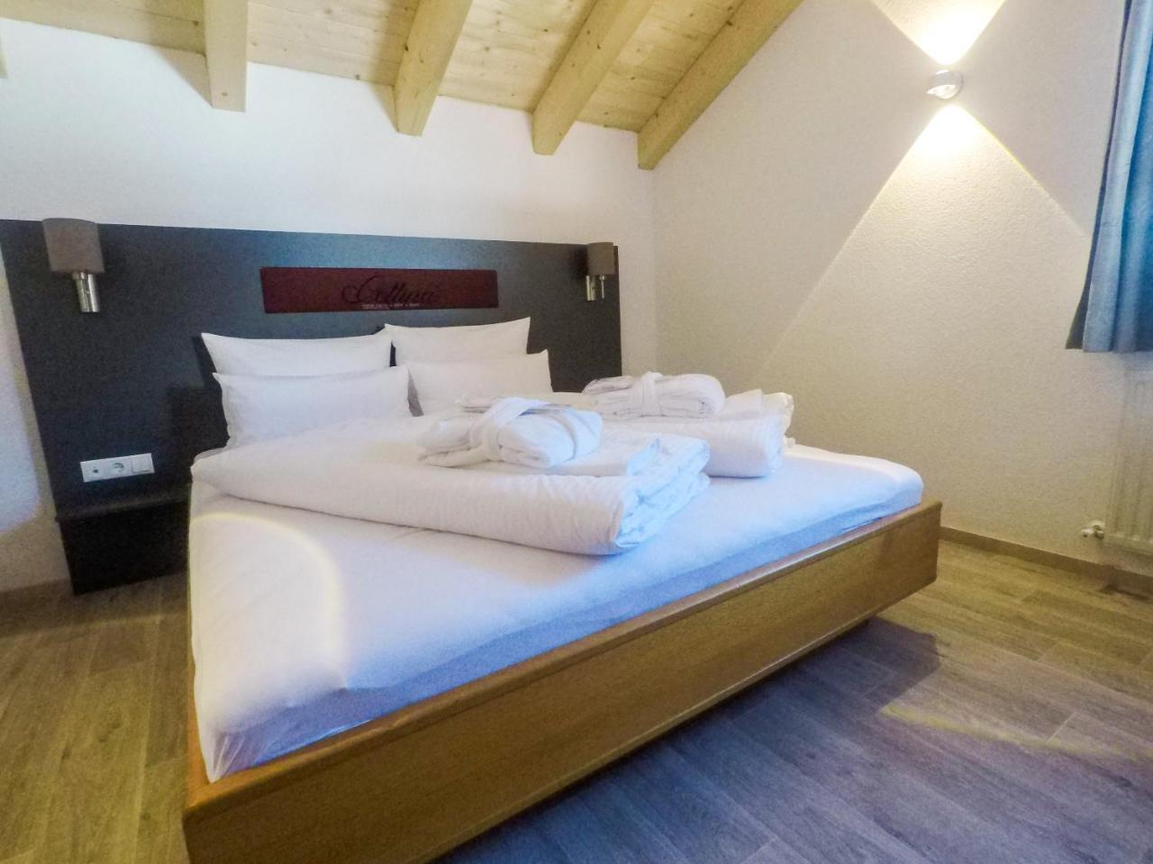 Collina Hotel Garni Nauders Buitenkant foto