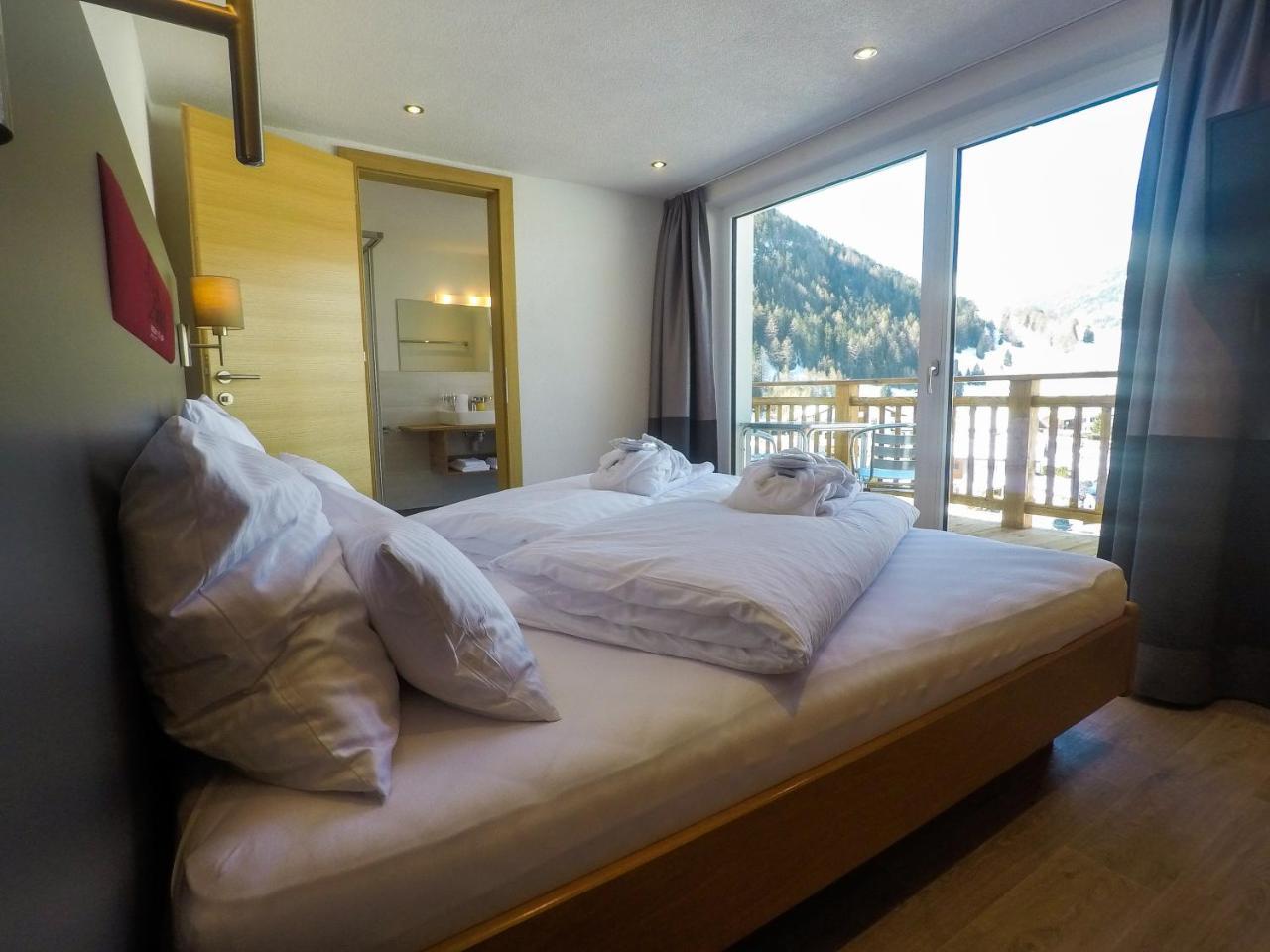 Collina Hotel Garni Nauders Buitenkant foto